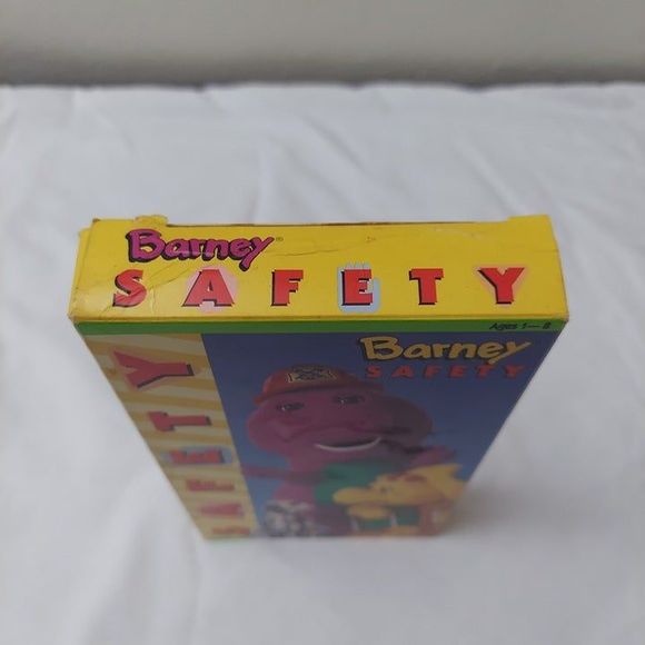 Barney & Friends Safety VHS Vintage Kids Sing Along Songs OOP PBS Kids - Picture 5 of 6